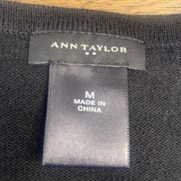 Ann Taylor "Ribbons & Bows" Crewneck Sweater - Picture 7 of 15